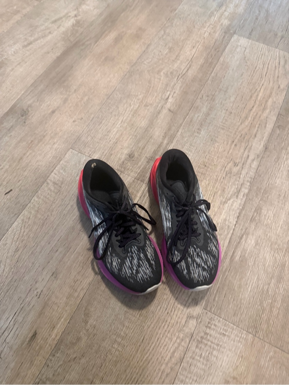 ASICS Novablast 3 sneakers